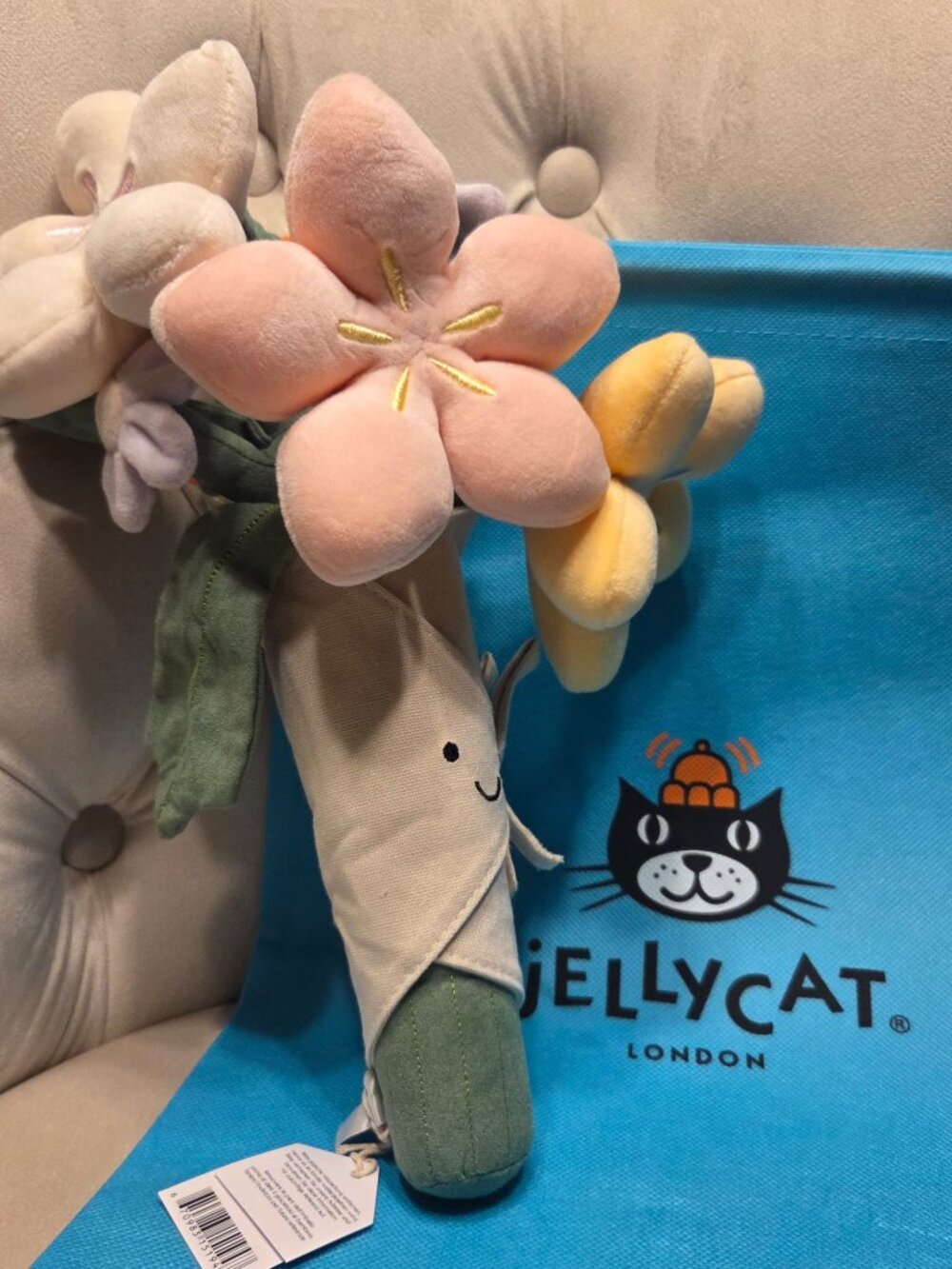 Jellycat Amuseable Bouquet of Flowers Plush Stuffed Animal Toy New Medium 12 inc